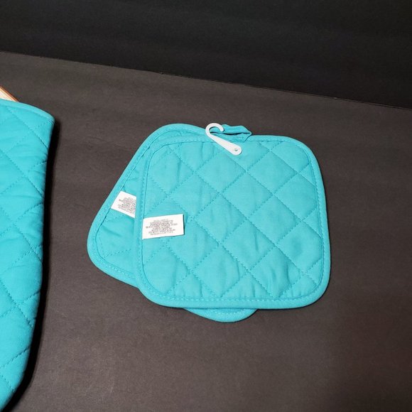 Coffee decor Oven Mitt Potholders, Turquoise, Everything Gets Better with Coffee - Picture 6 of 6